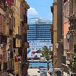 Sardinia Gem House * קליארי